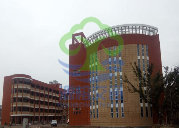 连江县官坂中心小学