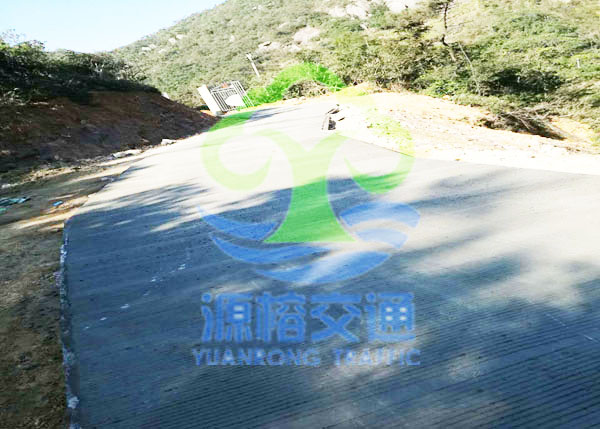 连江县四块坛道路
