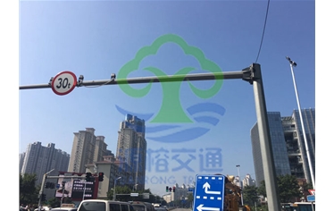 白马路下杭路口南侧